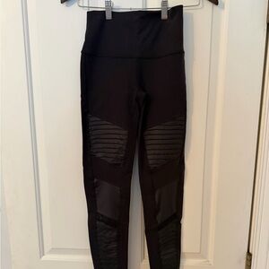 ALO Yoga Black Leggings